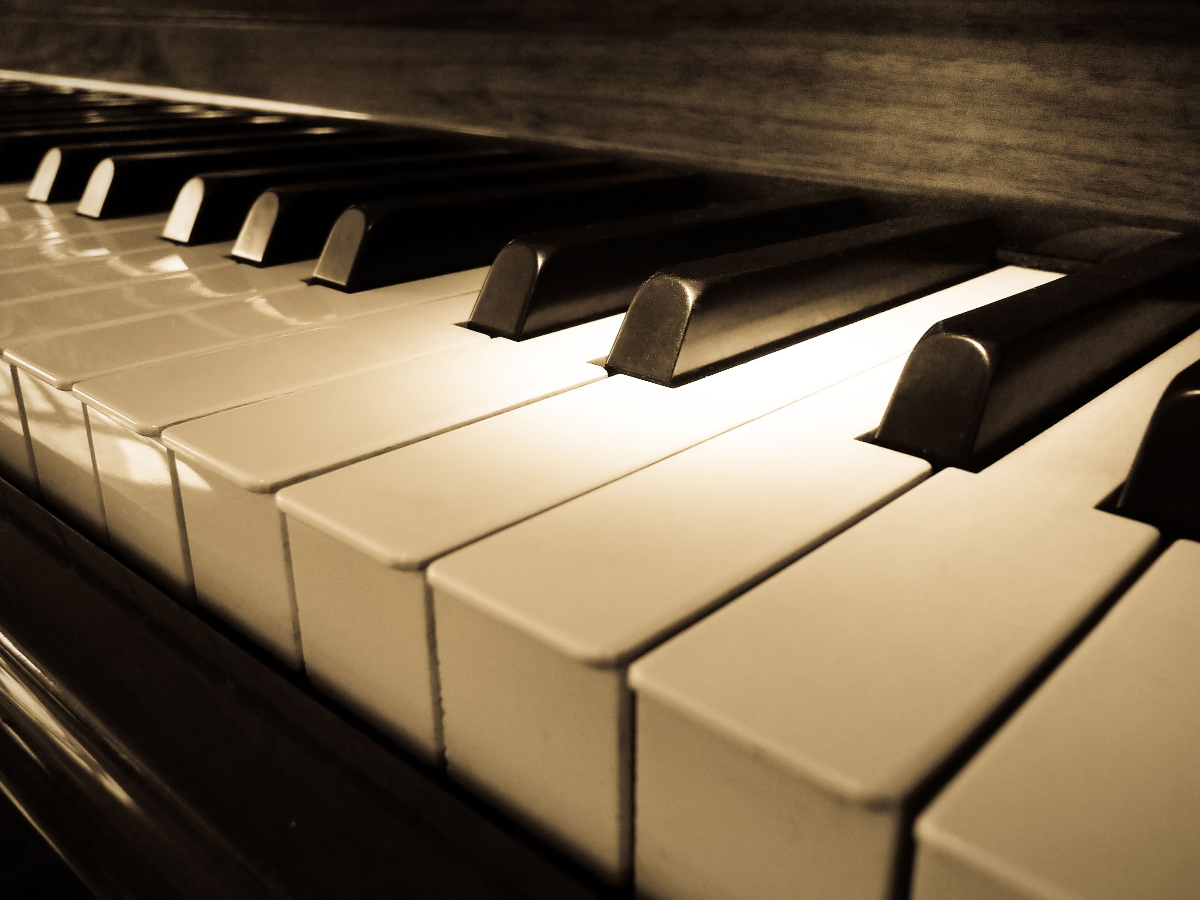 Explorez l’inspiration musicale dans cette broderie diamant. Musique Piano - j'adore la broderie diamant